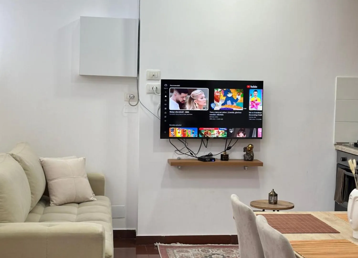 Duomo Apartment Shkoder 0*,